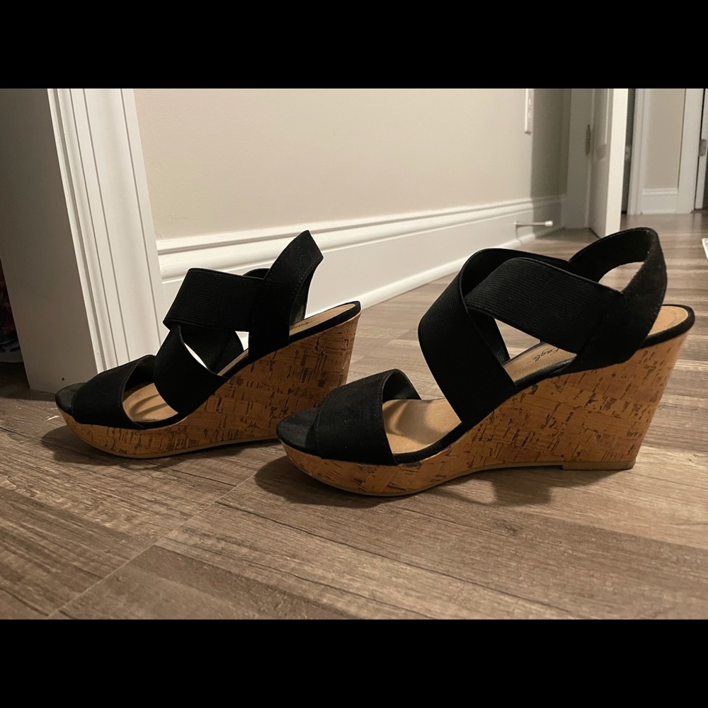 Wedge heels